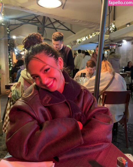 noadabushh beautiful actress pic