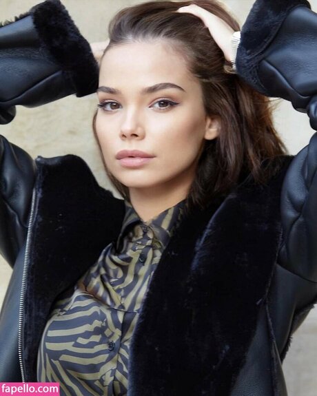 Vlada Bernevec exclusive model img