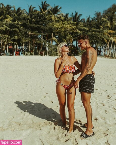 dabbleandtravel nudes actress pic