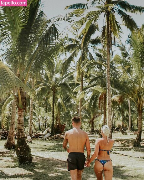 dabbleandtravel star naked galleries