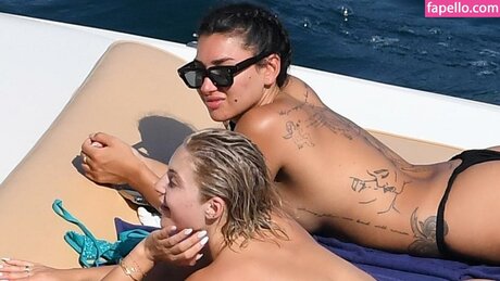 Ella Ding exclusive actress pics