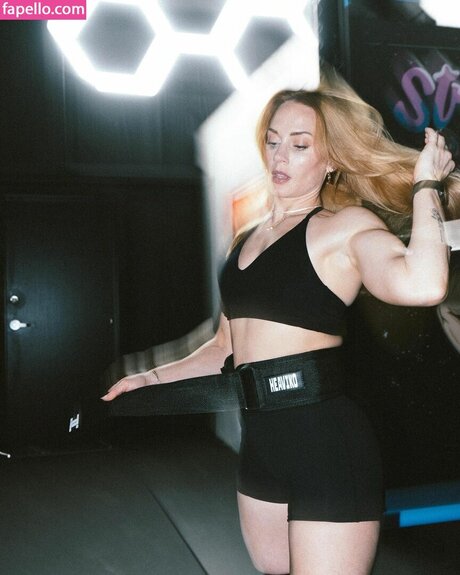 Meg Gallagher star beautiful img