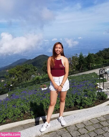 Sophia Phan xxx model img