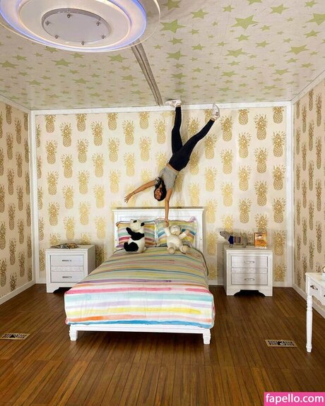 Sophia Phan hot pornstar pictures