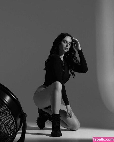 HeyHelen ASMR sex actress pic