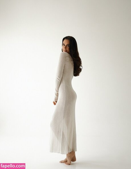 HeyHelen ASMR sexy pornstar pictures