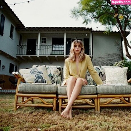 Clara McGregor erotic actress pic