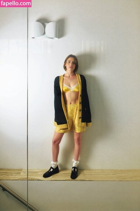 Clara McGregor star perfect photo