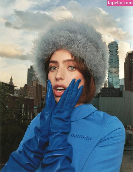 Clara McGregor star nude photos