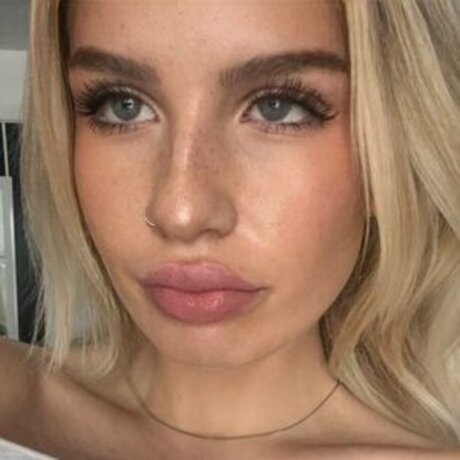 iminsideyu sex pornstar picture