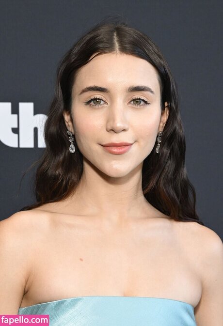 Caylee Cowan art pornstar images