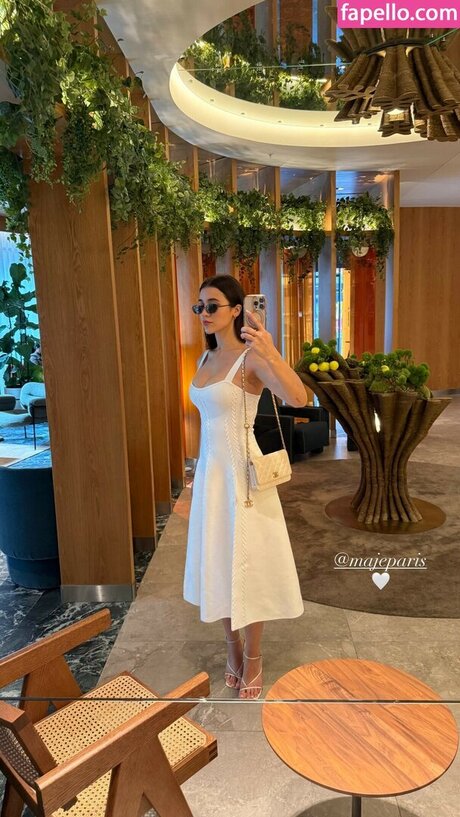 Caylee Cowan model art img