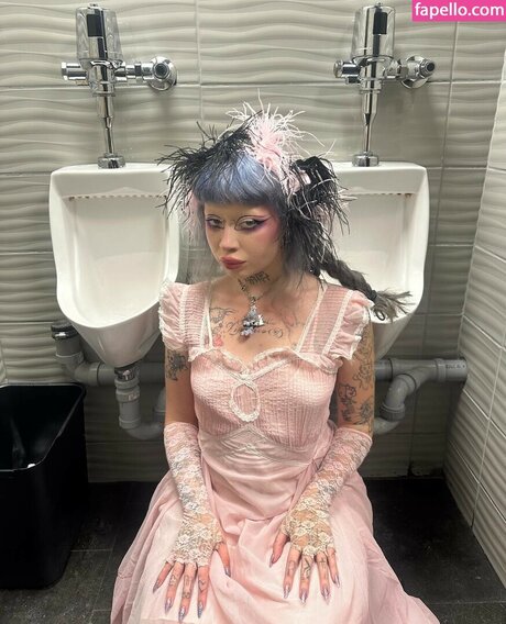 Jazmin Bean hot model pics