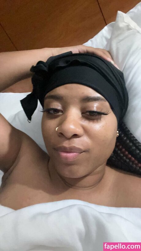 DiiLiite pornstar nudes gallery