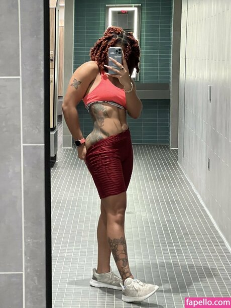 DiiLiite sexy star pics