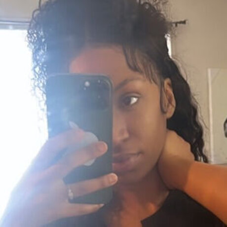 NaturalBadssss model art picture