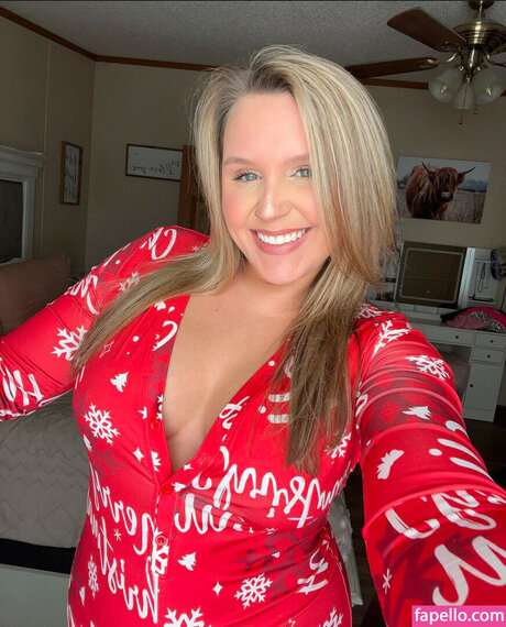 breanaaa95 star erotic pic