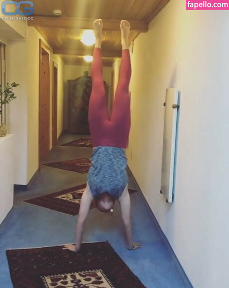 Mikaela Shiffrin erotic star image