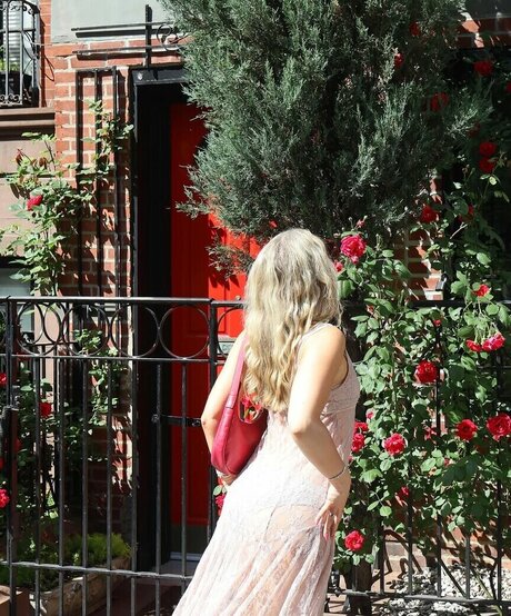 Sabrina Brier model hot image