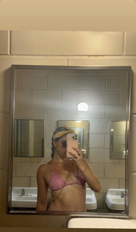 Sabrina Brier perfect star images