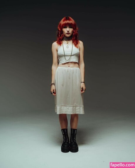 Ava Maybee model pretty pictures