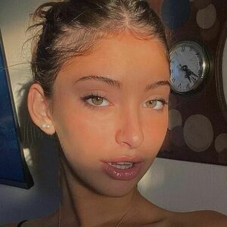 Manu Peralta star free picture