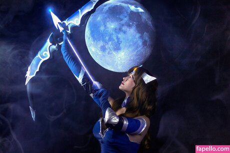 Elena Kyalviyainen model nude pictures