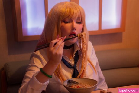 Elena Kyalviyainen star perfect image