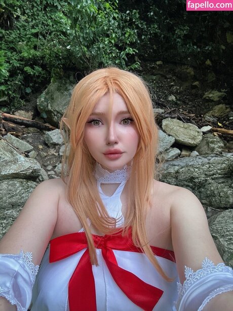 Elena Kyalviyainen Profile pic