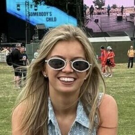 Zoe Clarke model sexy pic