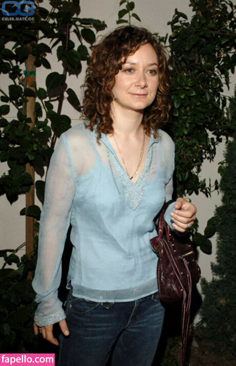 Sara Gilbert nude actress archive