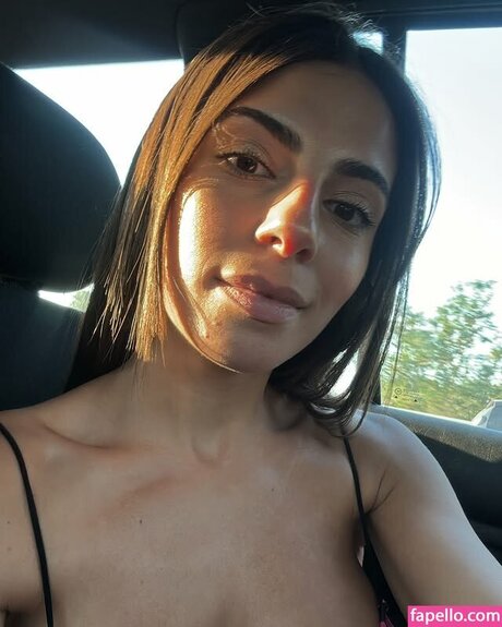 Ilaria Cafagno hot model photo