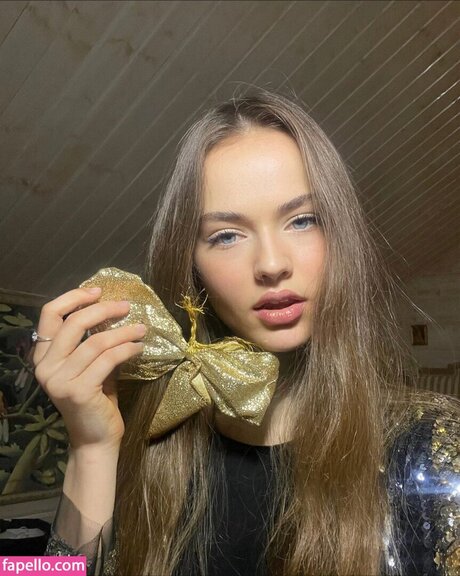 Kristina Pimenova top model galleries