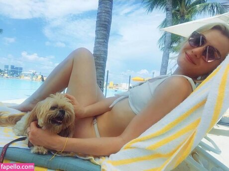 Skyler Samuels beautiful pornstar pics