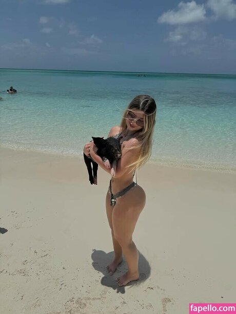 Mariana Piedrahita art pornstar galleries