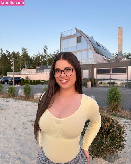 Lilousecret model high quality pics