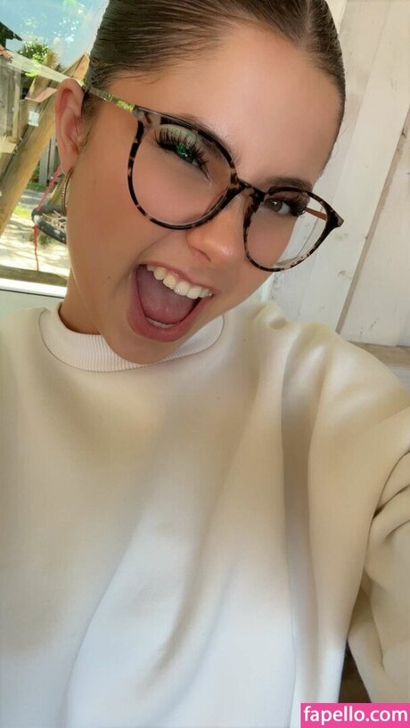 Lilousecret star perfect pictures