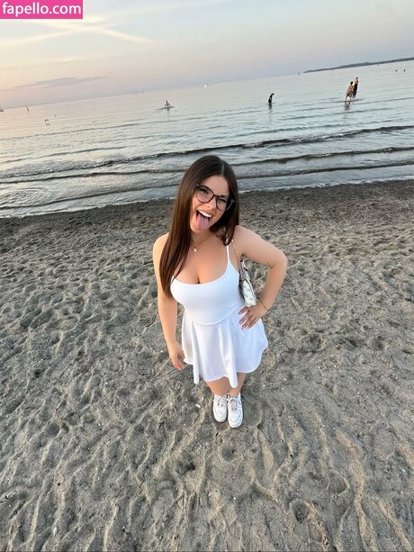 Lilousecret adult star galleries