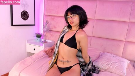 KiittyGang model beautiful img