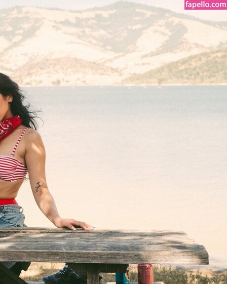 odetovenus adult star image