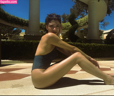 Kyso lo pornstar erotic photo