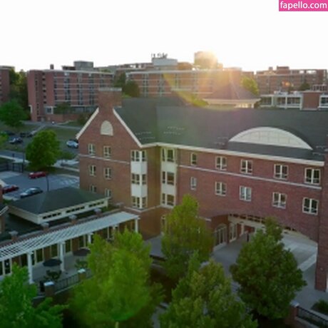 Tessa Thomas adult actress gallery