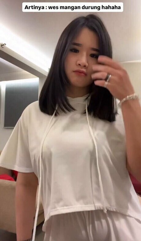 Vania Veronica pornstar naked picture