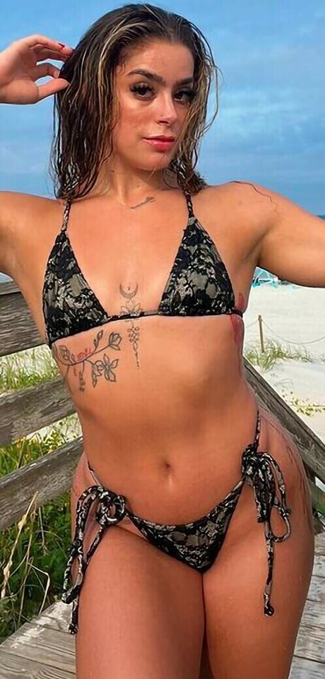 Sirena Linton star pretty img