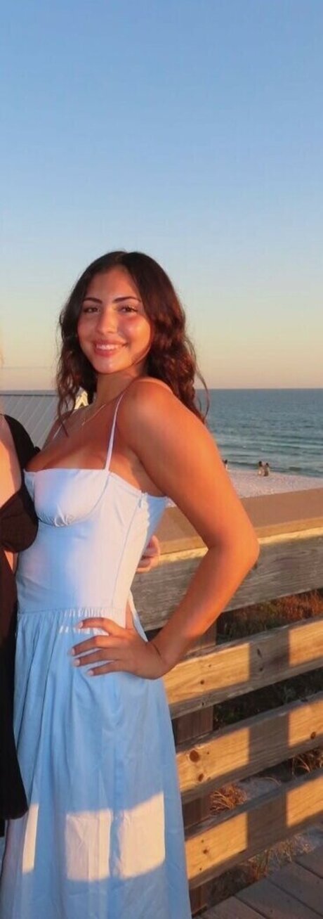 Evan Bailey beautiful actress archive