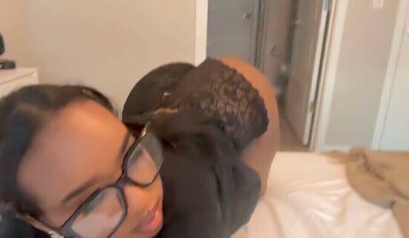 Suadd xxx model galleries