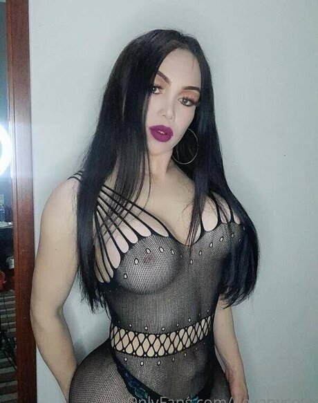 Devany Soto sex model photo