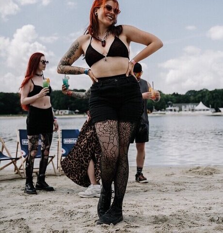 Anni Quinn_ pornstar pretty pic