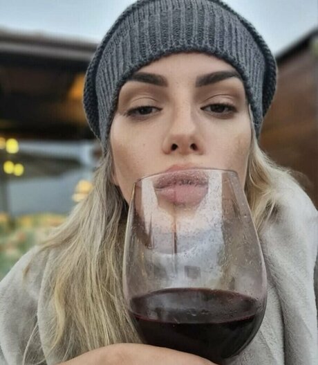 betabastos exclusive actress img