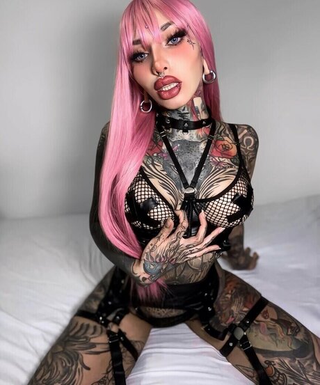 Divinajuventu pornstar xxx pics